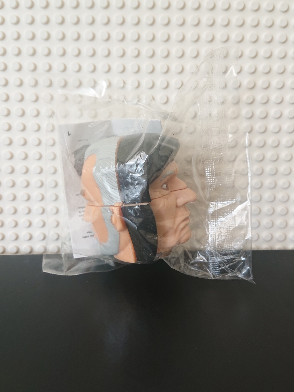 Star Wars Kellogg's - Palpatine Dooku Head Puzzle Cube - Sealed Cereal Toy